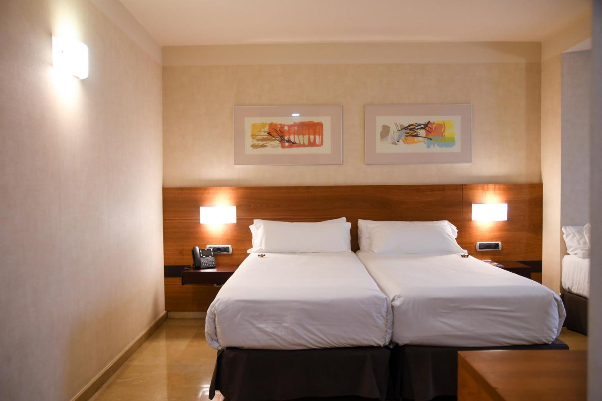 Sercotel Palacio De Tudemir โอริอุเอลา ภายนอก รูปภาพ